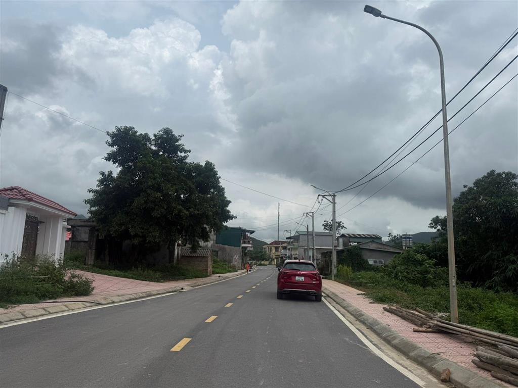Giá chỉ  2 tỷ xxx khách hàng đã được sở hữu lô đất có diện tích 300m2 Tại Khu 7 – Ba Chẽ