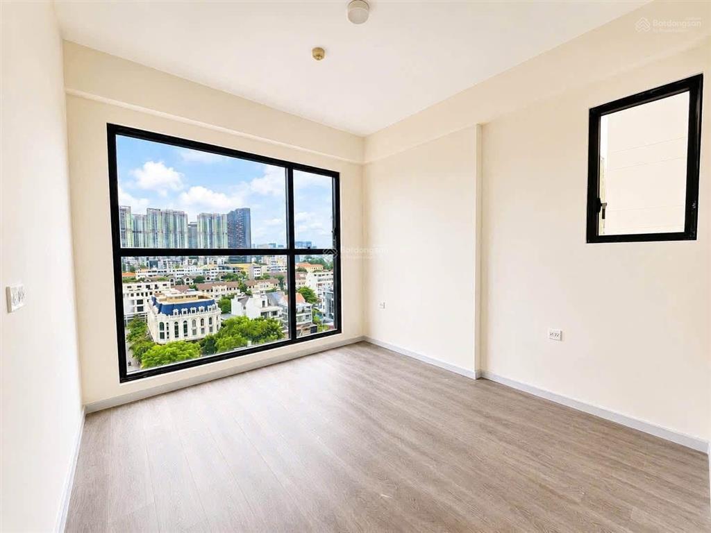 Bán nhanh căn 2pn  view landmark 81 giá 6.1 tỷ bao hết. thiện chí bán