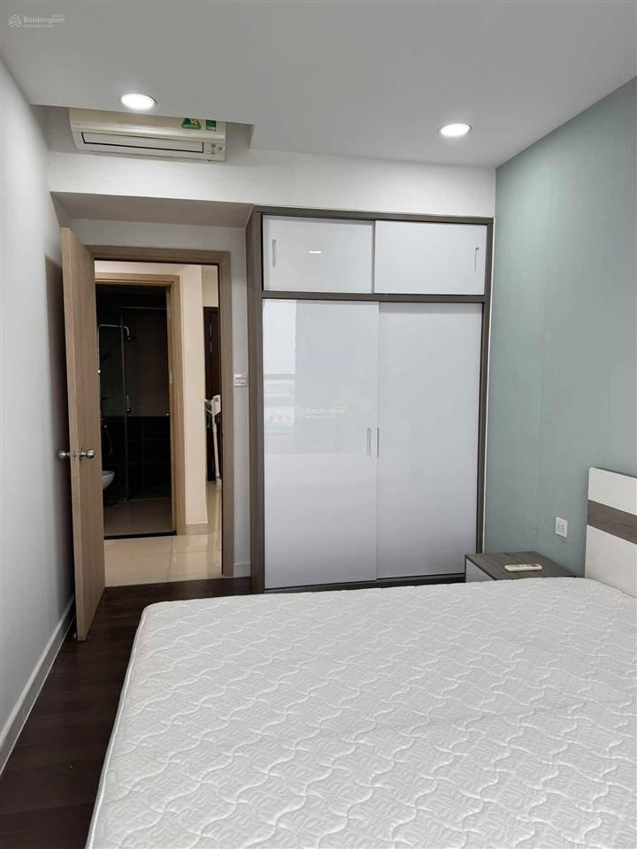Cho thuê 2pn2wc giá 18tr tại the sun avenue, quận 2  có chỗ đậu ô tô, tiện ích full
