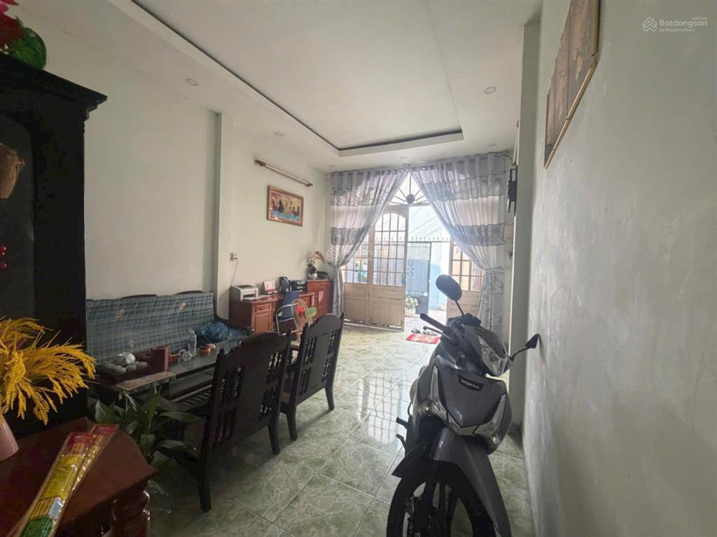 Nhà đẹp nhà phạm văn chiêu   56,4m2,  4.92 tỷ, đầy đủ các phòng công năng , sẵn sổ