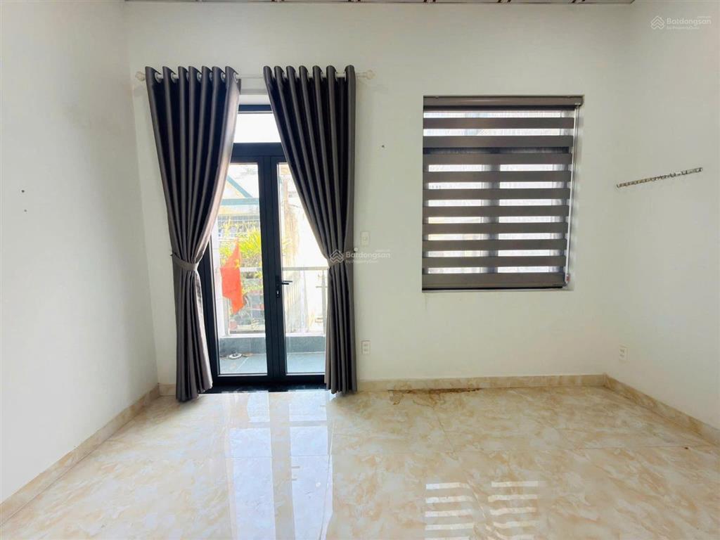 Nhà đẹp p14 gò vấp 2 tầng 4pn p14 khu dân cư đông đúc, dọn vào ở ngay giá 5.990 tỷ có tl