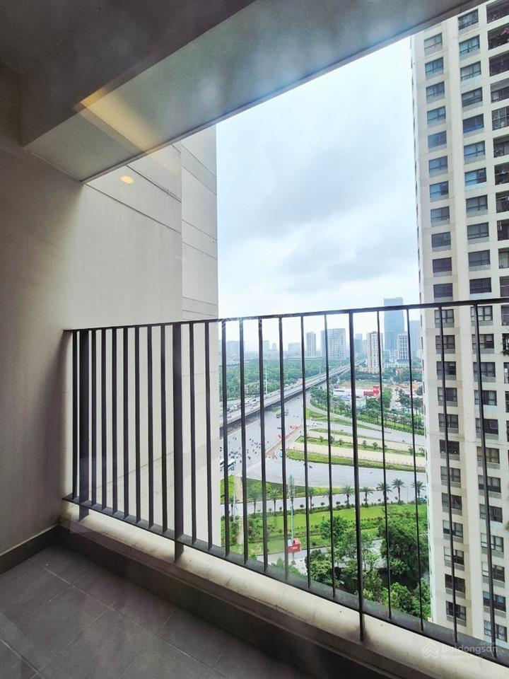 Bán căn hộ 2 phòng ngủ vinhomes d'capitale tầng đẹp full nội thất cao cấp chỉ 4,8 tỷ