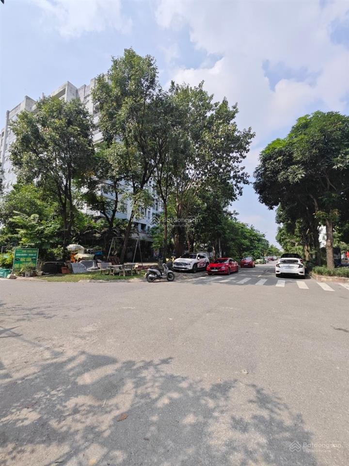 Giá đầu tư, liền kề, 94m2 4 tầng kđt hữu hưng, tây mỗ, vỉa hè, ô tô, kinh doanh