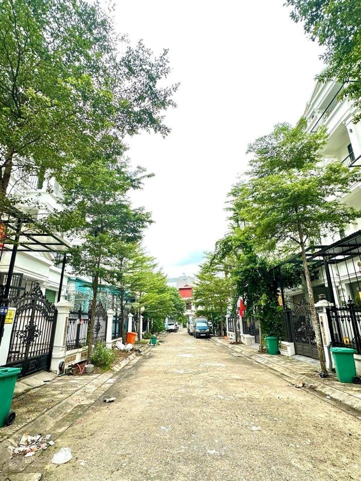 Bán bt liền kề, bằng giá nhà trong ngách. đại mỗ 5 tầng, mt 6m, đường quy hoạch 40m, sổ đỏ lâu dài