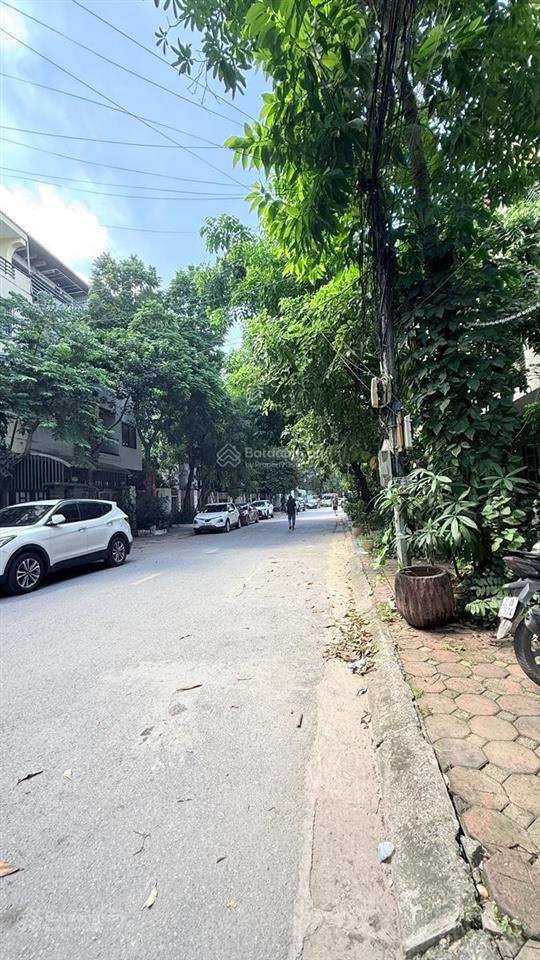 Bán biệt thự liền kề đại mỗ 76m2, 4 tầng, hạ tầng đồng bộ, 2 ô tô tránh, vỉa hè rộng, giá 19,8 tỷ