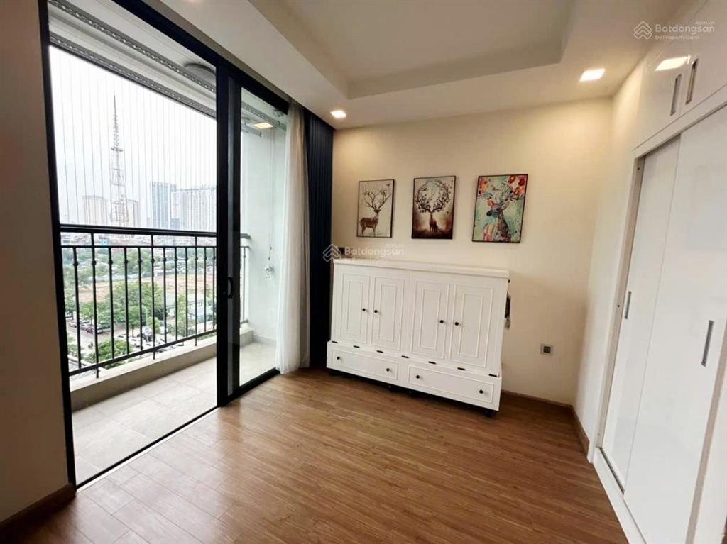 Chỉ 3,15 tỷ mua ngay căn hộ g3 vinhomes green bay. ban công rộng, full nội thất tiện ích vinhomes