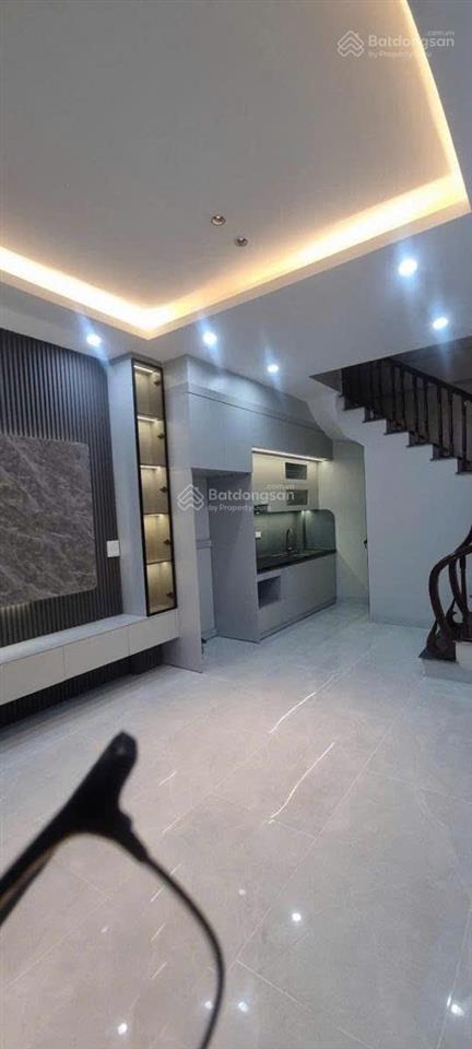 Bán nhà ngõ 40 ngọc trục, diện tích 35m2, xây 5 tầng  0941 652 ***