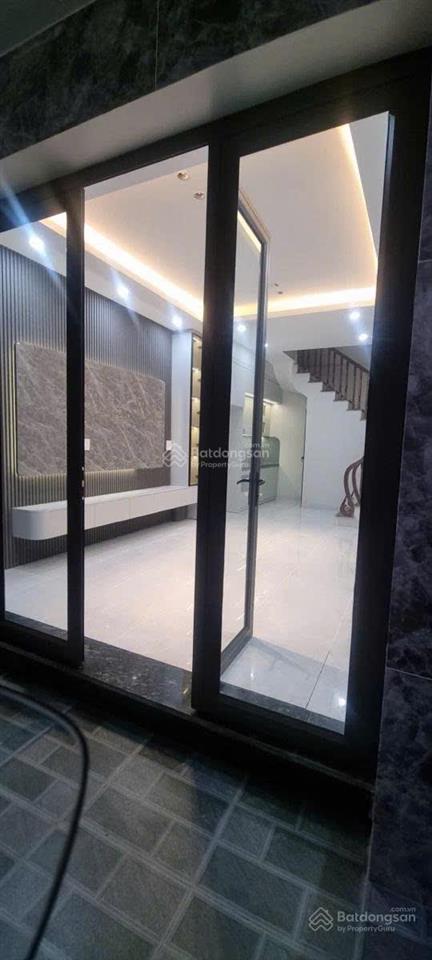 Bán nhà ngõ 40 ngọc trục, diện tích 35m2, xây 5 tầng  0941 652 ***