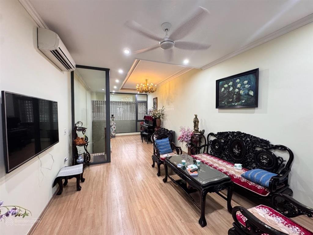 Bán nhà ngõ 91 đại mỗ 52m, 7 tầng thang máy, gara ô tô, đường rộng, kinh doanh tốt.