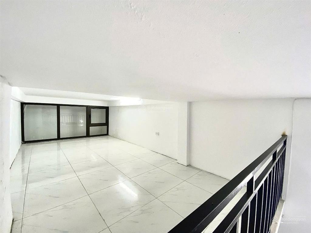 Vừa ở kết hợp cho thuê ngõ 17 đại mỗ. 69m*5 tầng 7 phòng khép kín. giá chỉ 11,5 tỷ