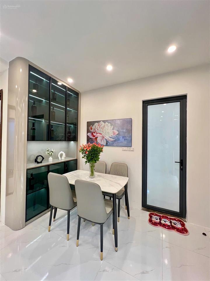 Bán căn thương mại 2n2vs full đồ giá 2,2 tỷ tại chung cư evergreen bắc giang.  0962 079 ***