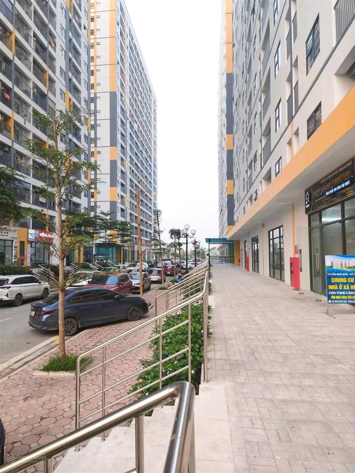 Tôi cần bán căn thương mại 3n2vs giá 2,4 tỷ tại chung cư evergreen bắc giang