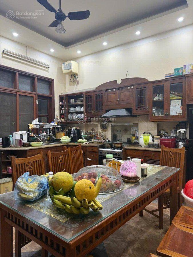 Nhà đẹp quảng khánh, gần hồ mặt tiền 6.5m rộng vị trí hiếm, đầu tư giữ tiền cực tốt