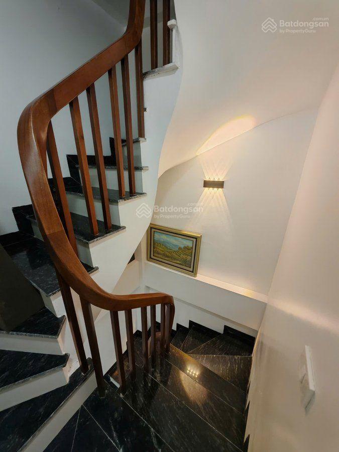 Nhà mới tinh hoàng liên 5 tầng hiện đại phòng nào cũng sáng chỉ việc xách vali về ở