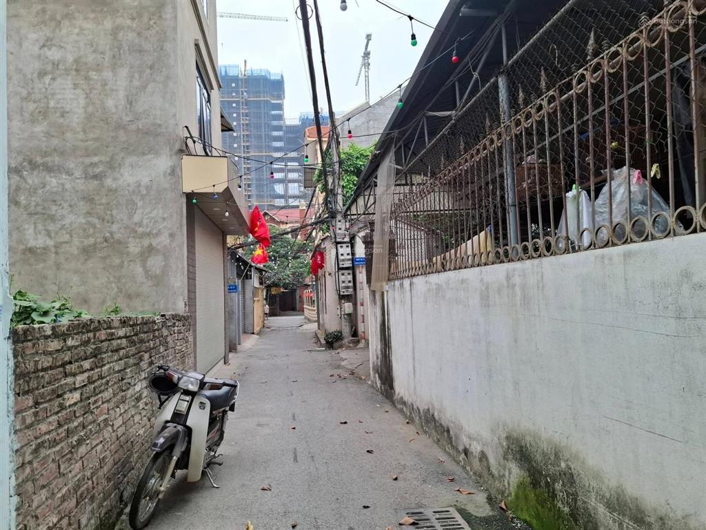 Đất hiếm phú thượng ngõ ô tô tránh, sát khu đô thị ciputra hà nội. diện tích 57m2 chỉ 12.6 tỷ