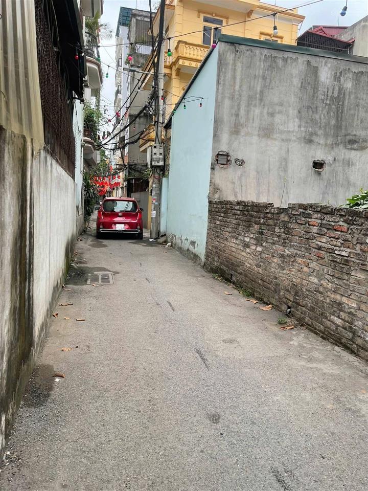 Đất hiếm phú thượng ngõ ô tô tránh, sát khu đô thị ciputra hà nội. diện tích 57m2 chỉ 12.6 tỷ