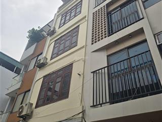 Ô tô qua nhà 30m kẻ vẽ, gần các trường lớn, nhà đẹp ở ngay 7.5 tỷ