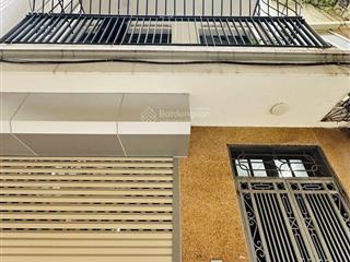 Vip cầu giấy, hoàng quốc việt ô tô tránh, 2 mặt thoáng , 67m2 hiếm nhà bán