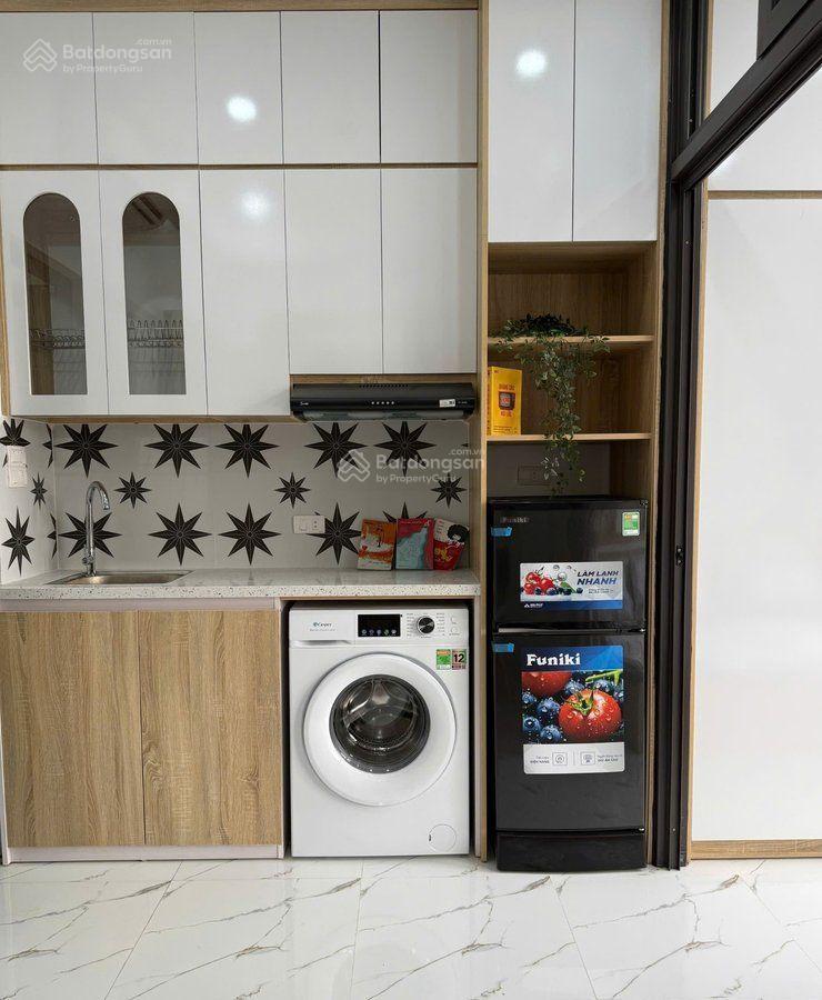 Giảm 1 tỷ. sát royal city, ccmn 9 phòng full khách dòng tiền 1 tỷ/năm giảm sâu mùa lễ. nhà 2 thoáng