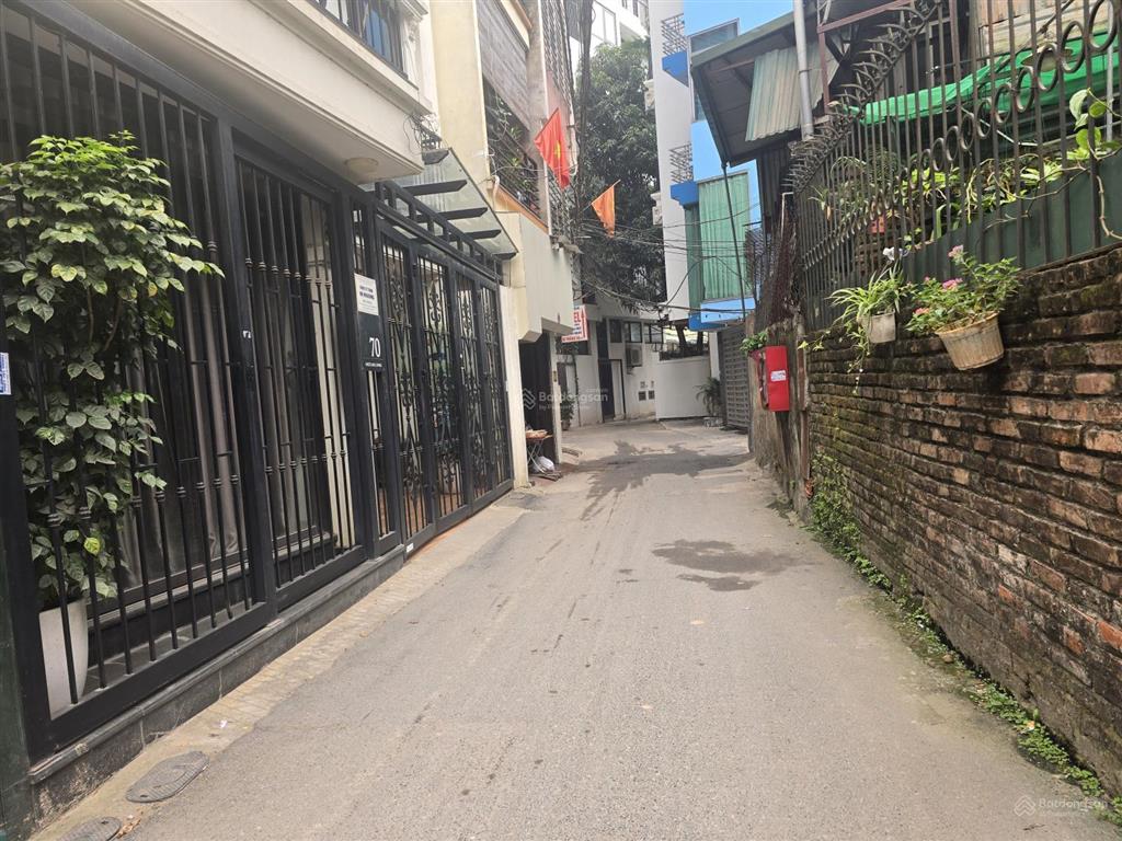 Phố nhật chiêu, hàng xóm sen hồ tây. căn góc ở xướng. vị trí đắc địa đầu giồng