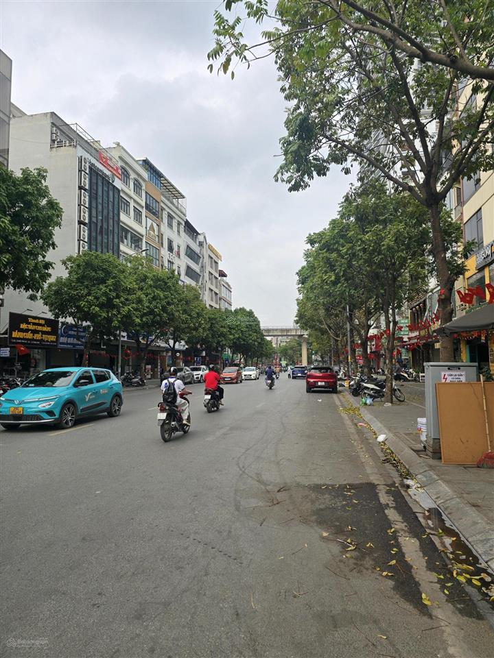 Building khúc thừa dụ 150m2, 9 tầng, mặt tiền 8.6m, dòng tiền 180tr/th, giá 115 tỷ, full thuê