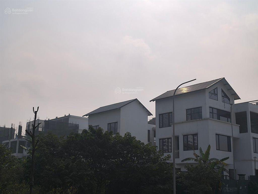 Bán biệt thự liền kề khu xuân đỉnh, nhà đang thi công 8 tầng, 1 hầm. dt350m2 giá 287tr/m2