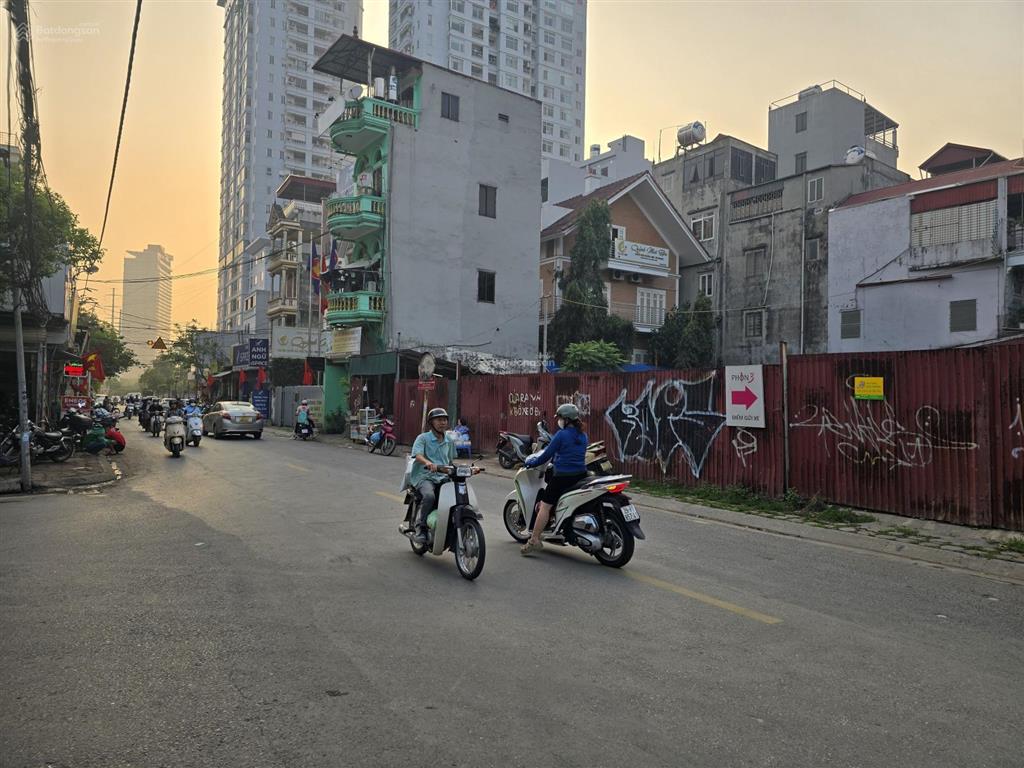Lô đất siêu hiếm chân cầu nhật tân, cạnh ciputra 500m2 vuông vắn, cực hợp xây văn phòng, mt 24m