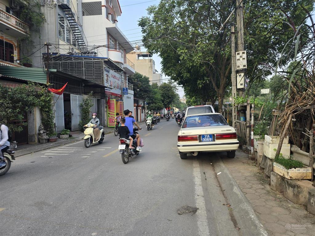 Lô đất siêu hiếm chân cầu nhật tân, cạnh ciputra 500m2 vuông vắn, cực hợp xây văn phòng, mt 24m