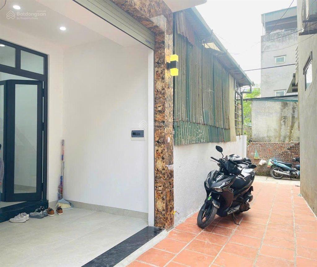 Bán nhà phố an dương vương. nhà gần sunshine city, thang máy gần ô tô. dt 42m2 x 6 tầng