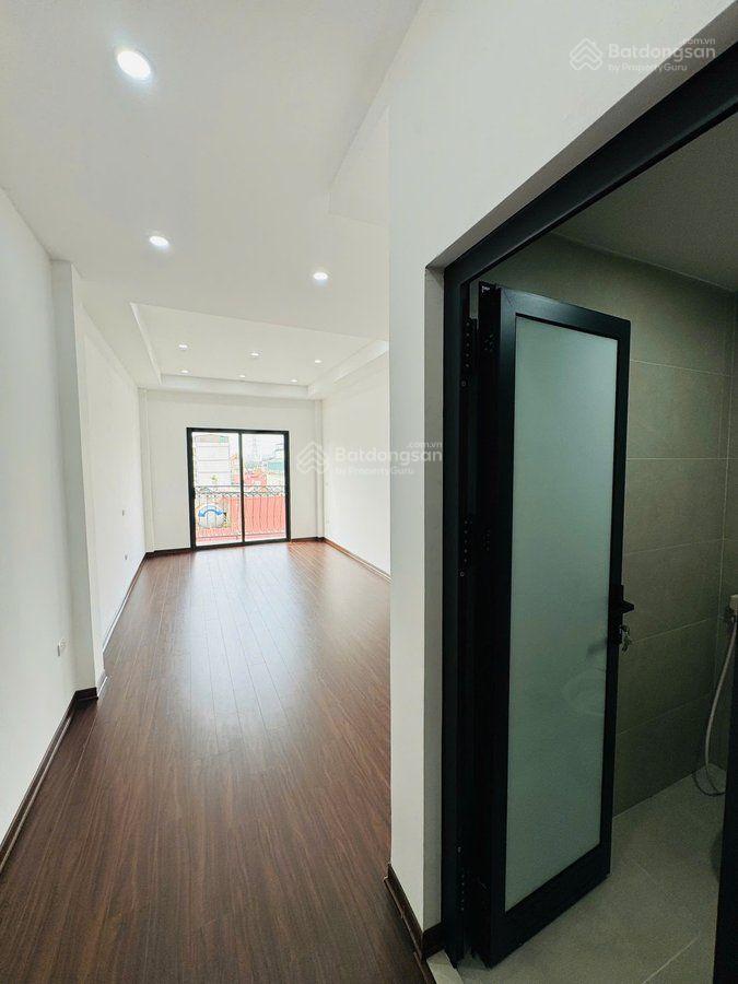 Bán nhà phố an dương vương. nhà gần sunshine city, thang máy gần ô tô. dt 42m2 x 6 tầng
