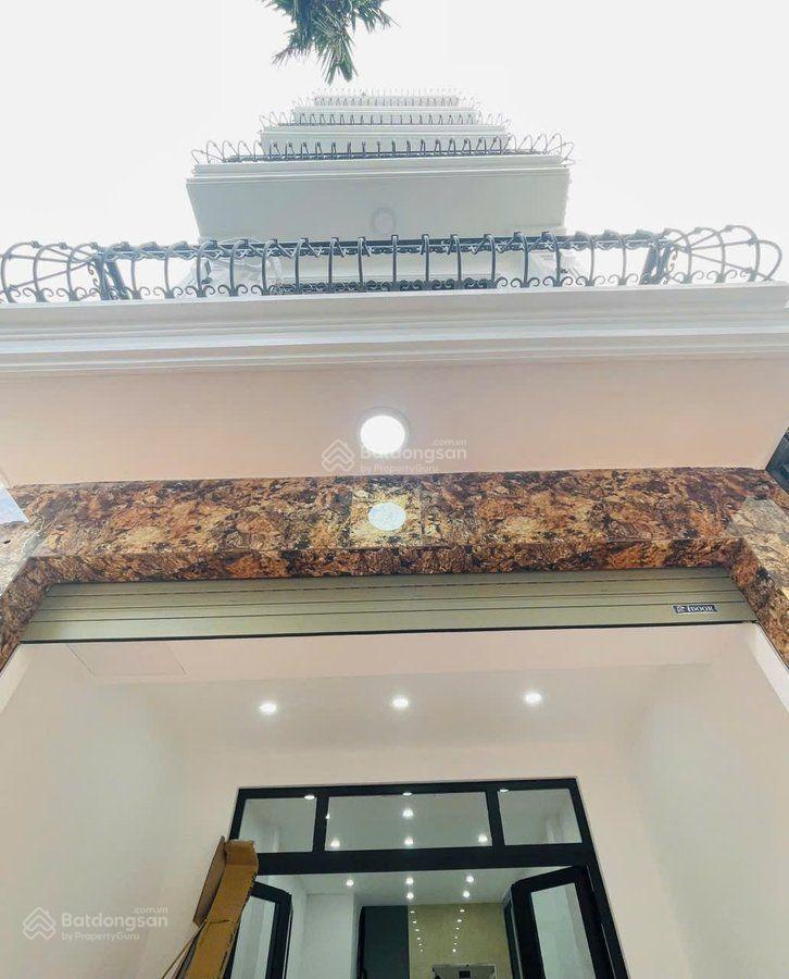 Bán nhà phố an dương vương. nhà gần sunshine city, thang máy gần ô tô. dt 42m2 x 6 tầng