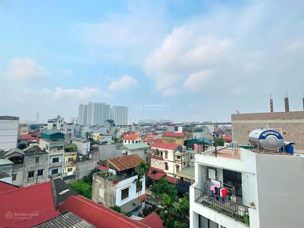 Bán nhà phố an dương vương. nhà gần sunshine city, thang máy gần ô tô. dt 42m2 x 6 tầng