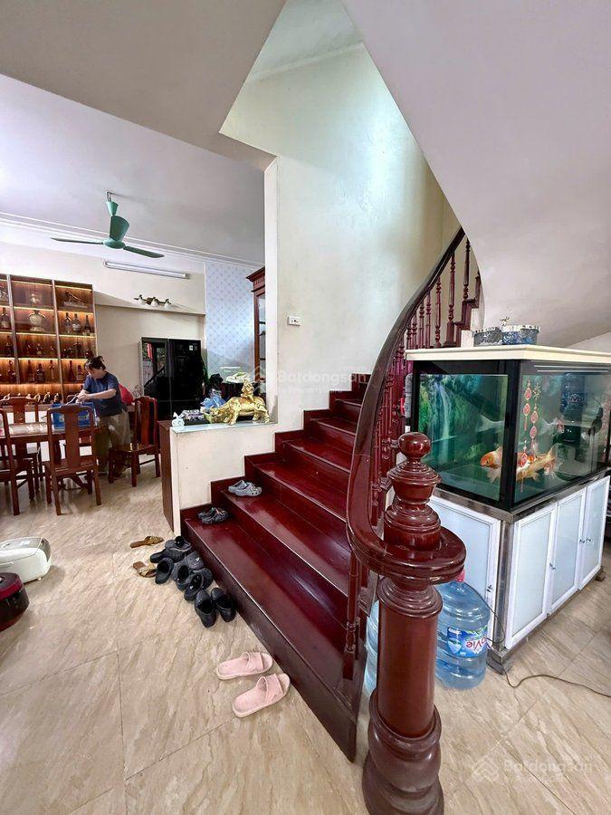 Phố nhật chiêu, hàng xóm sen hồ tây. căn góc ở xướng. vị trí đắc địa đầu giồng