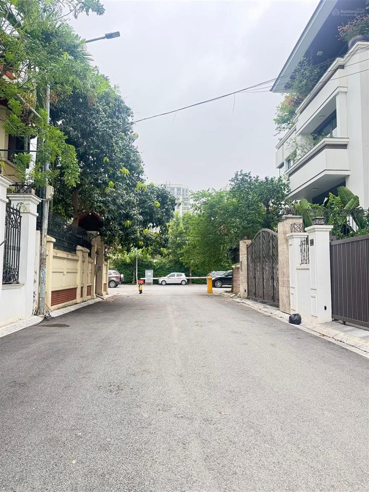 Hàng hiếm vườn đào 368m2, view vườn hoa, hàng xóm toàn lãnh đạo cấp cao