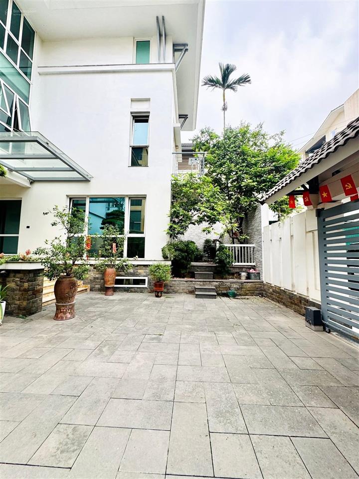 Hàng hiếm vườn đào 368m2, view vườn hoa, hàng xóm toàn lãnh đạo cấp cao