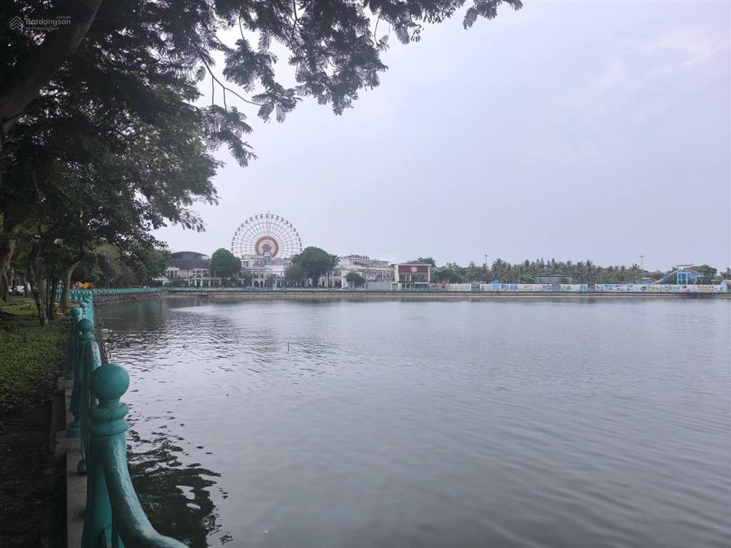 Hàng hiếm tây hồ. không quy hoạch, 315m2 trong đó 200m2 thổ cư. view hồ tây, sau quy hoạch mp