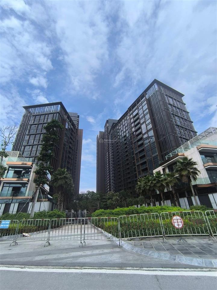 Hàng hiếm tây hồ. không quy hoạch, 315m2. view hồ tây, chủ ngộp bank