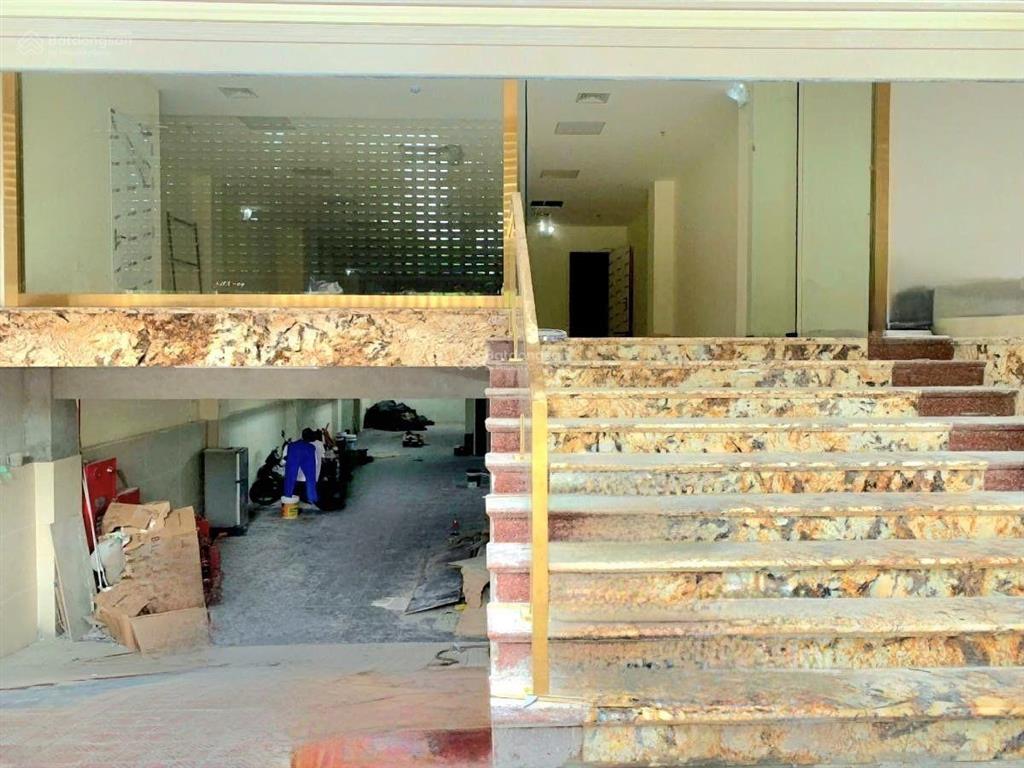 Bán tòa nhà văn phòng xuân la  tây hồ 250m², 9 tầng, hầm, gần hồ tây, kinh doanh đỉnh