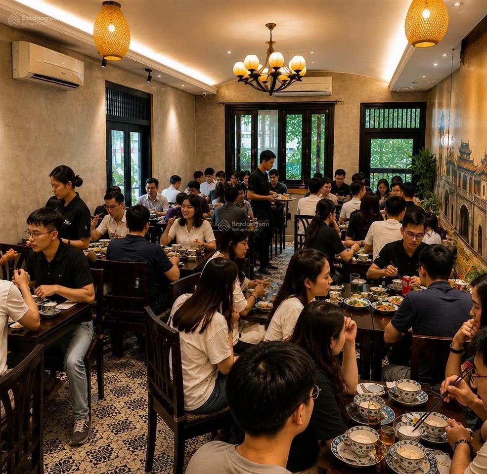 Ba đình  ô tô tránh  kinh doanh 128m mt 11m  kinh doanh đỉnh  1 nhà ra phố  giá 71 tỷ