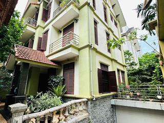Siêu phẩm kđtm dịch vọng biệt thự 210m view công viên hầm để nhiều ô tô hiếm bán