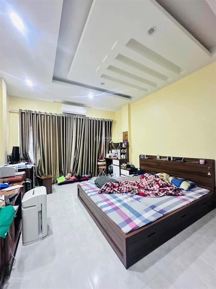 Bán nhà ngõ 209 an dương vương đối diện c3 vị trí đắc địa trí thuận tiện con học các trg phú thượng