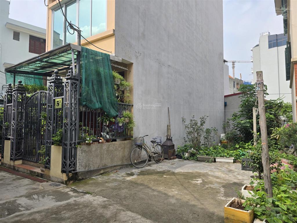 Bán nhà ngõ 209 an dương vương đối diện c3 vị trí đắc địa trí thuận tiện con học các trg phú thượng