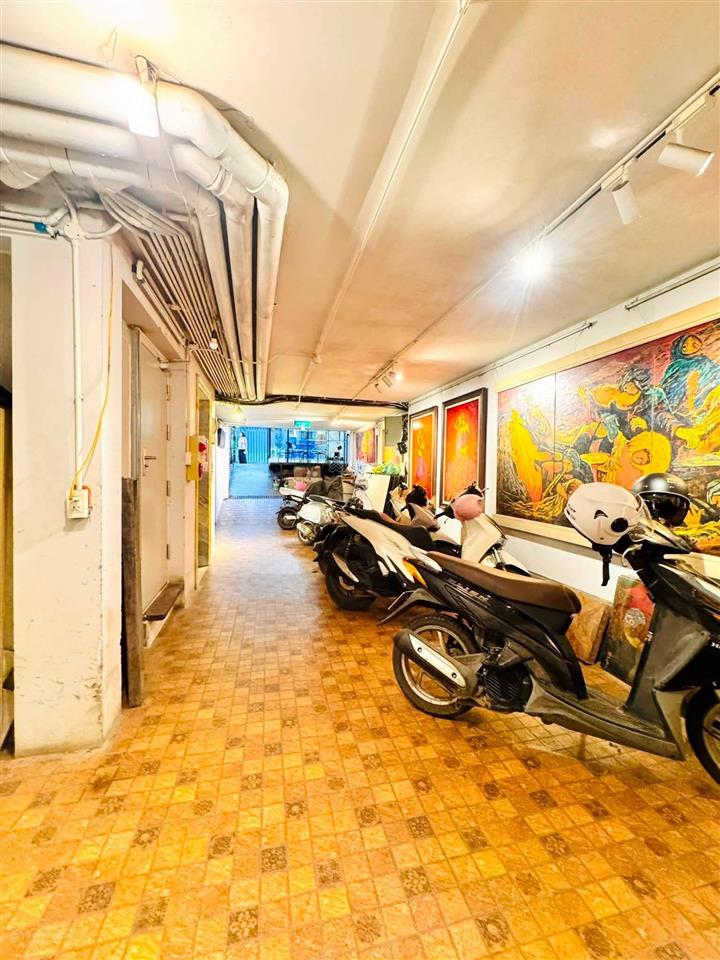 Quảng an  tây hồ  120m² x 8 tầng có hầm  view hồ tây  giá giảm mạnh còn 79 tỷ