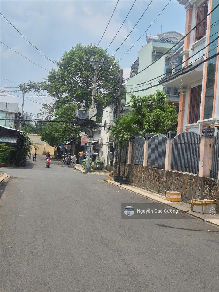 Giảm 1,5 tỷ. biệt thự góc 2 mặt tiền 8,5x18m nguyễn thị thơi, đường 12m, hiệp thành, q12