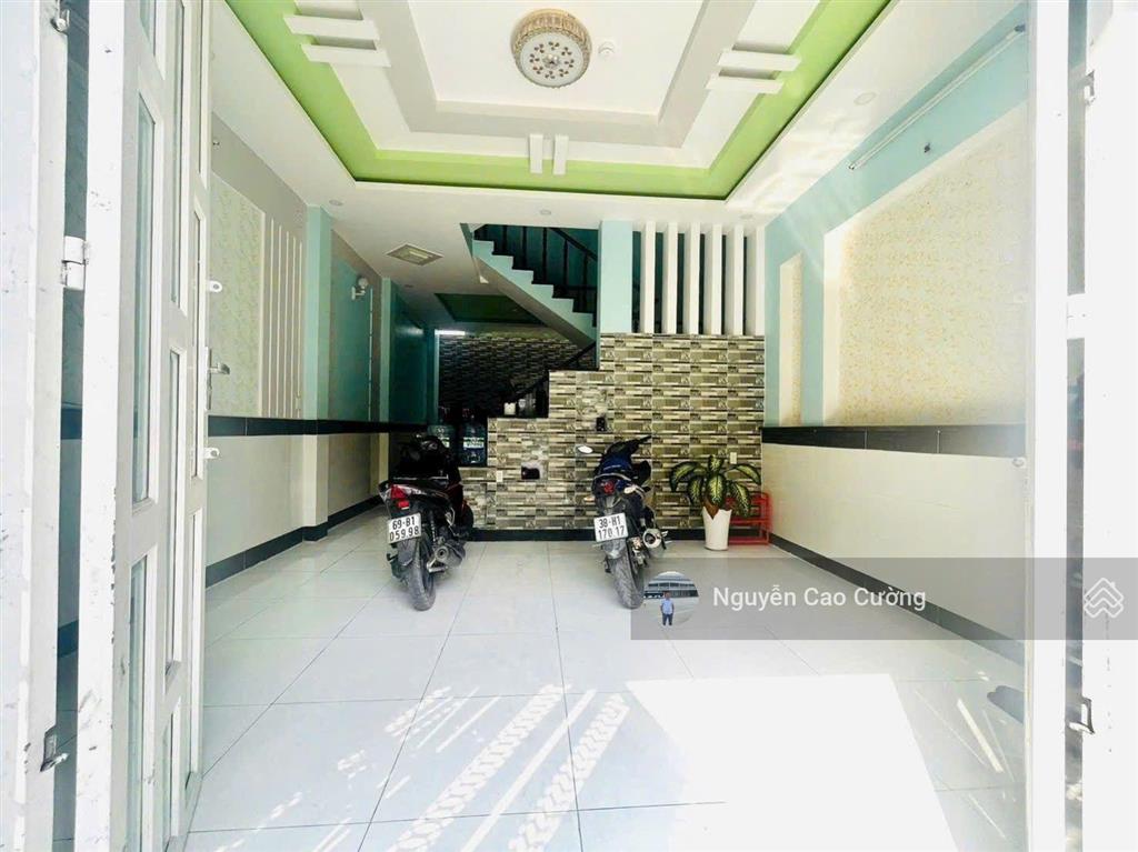 Bán nhà ngang 5m, đúc 4 lầu, hẻm 9m sạch sẽ an ninh, hiệp thành 07