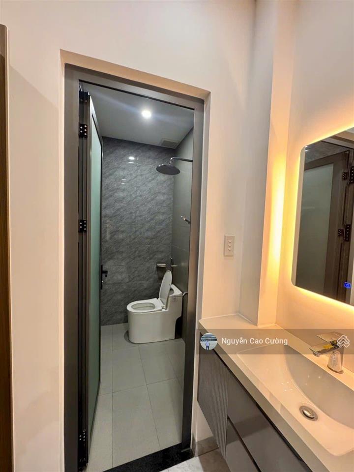 Nhà phố 4x20m, 1trệt 3 lầu đường 8m thạnh lộc 27, giáp ngã tư ga về gò vấp 500m