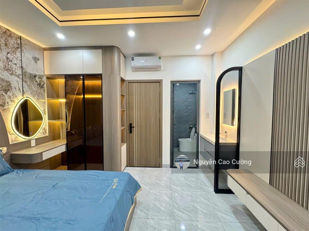 Nhà phố 4x20m, 1trệt 3 lầu đường 8m thạnh lộc 27, giáp ngã tư ga về gò vấp 500m