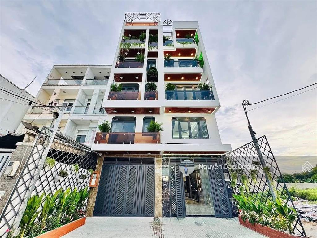 Nhà phố thang máy 4x20m, 1 lửng 3 lầu đường 8m, 1/ trần thị cờ, thới an, q12