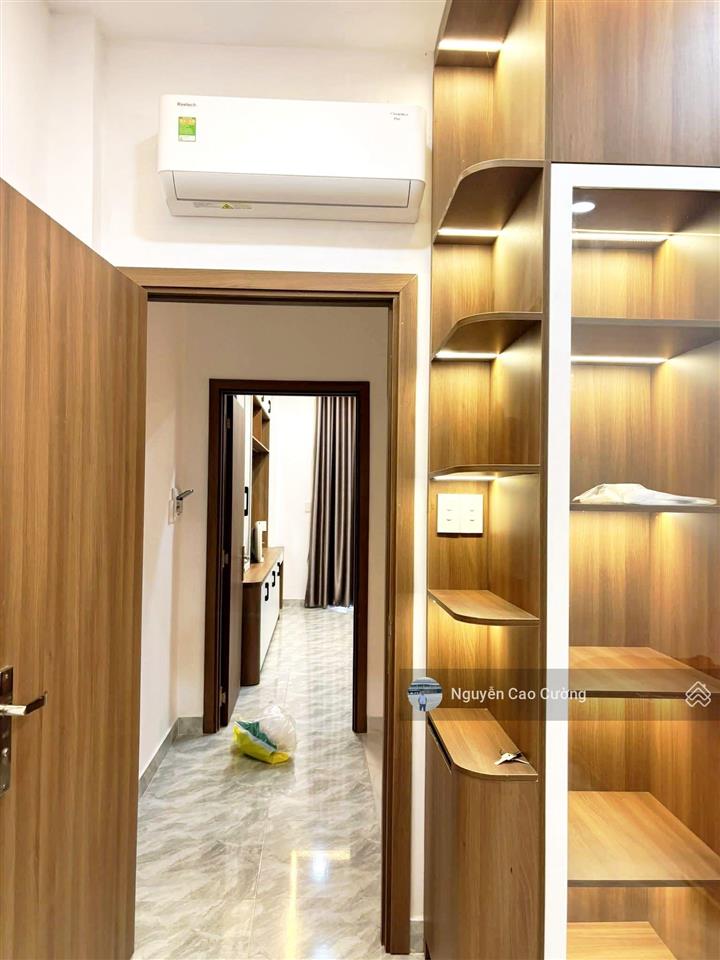 Nhà phố khu compound thành đô hà huy giáp, 1 lửng 3 lầu đường 10m thông, full nội thất