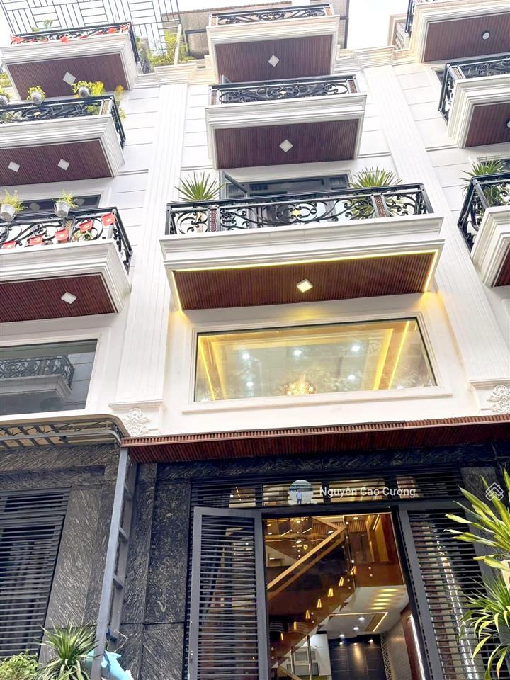 Nhà phố khu compound thành đô hà huy giáp, 1 lửng 3 lầu đường 10m thông, full nội thất
